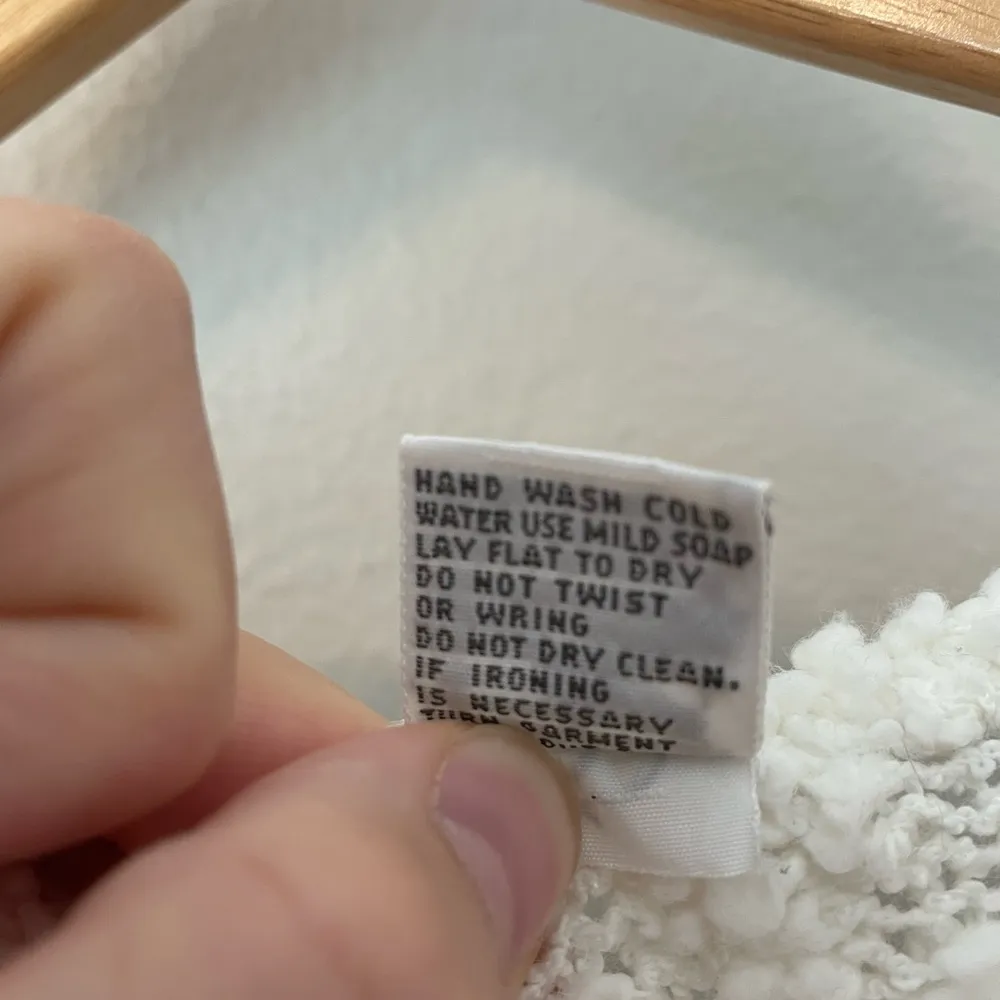 Vintage Sarit Cream Sweater Vest Size Medium Pink - Image 7