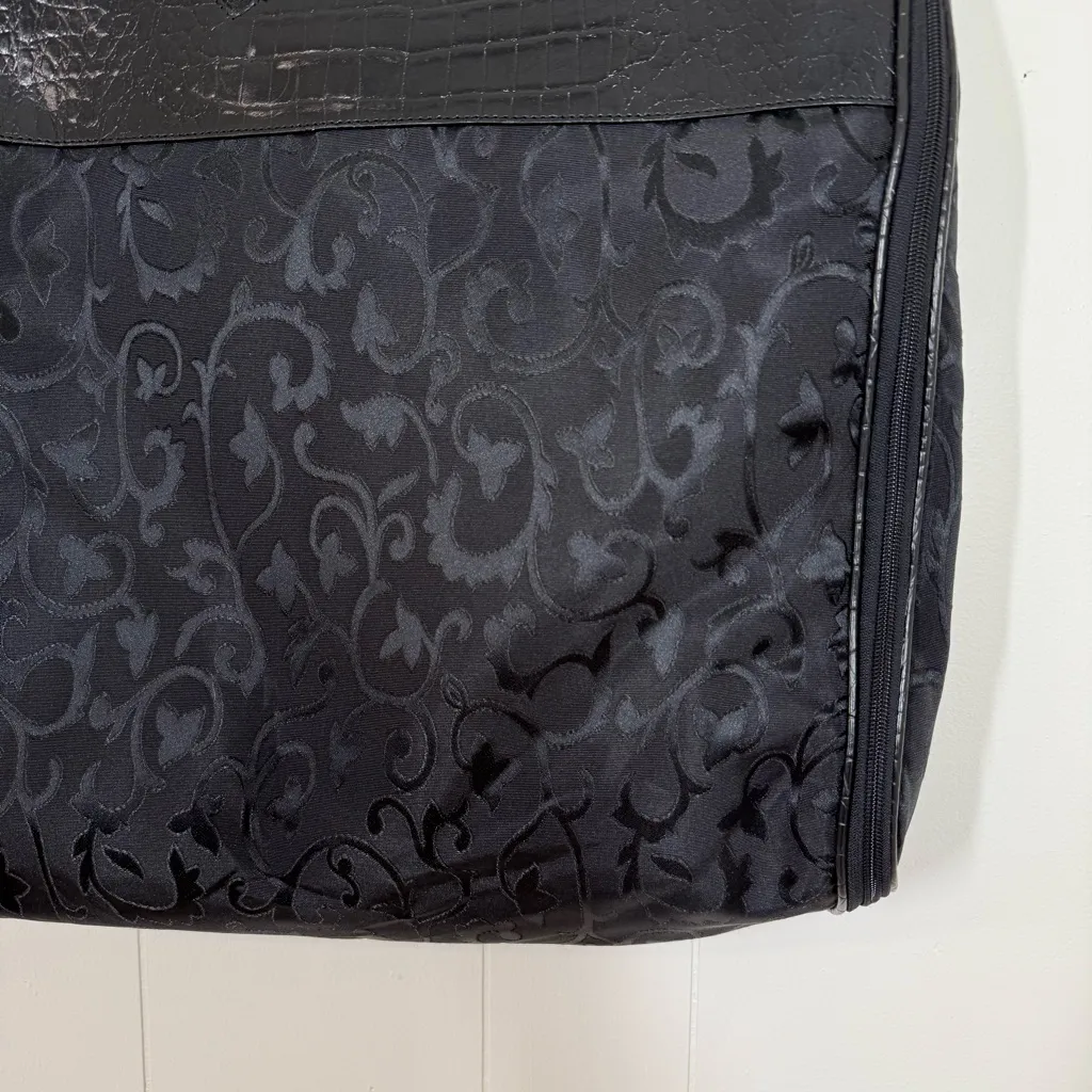 Brighton Black Travel Garment Bag - Image 4