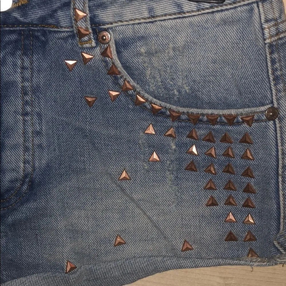 Topshop Hi-Waisted Moto Petite Jean Shorts‎ nwt - Image 4