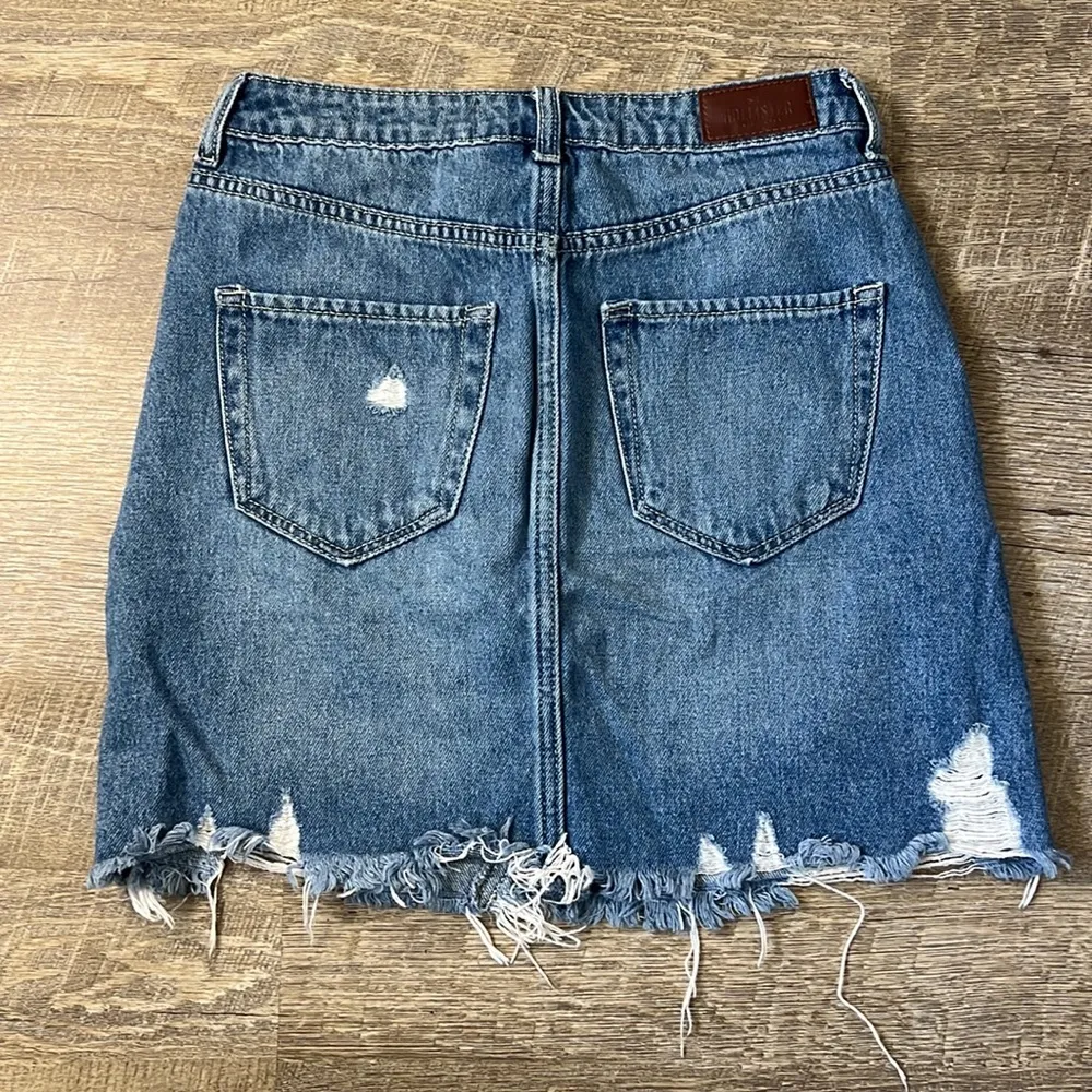 Hollister Ultra High Rise Denim Skirt Size 5/27 - Image 5