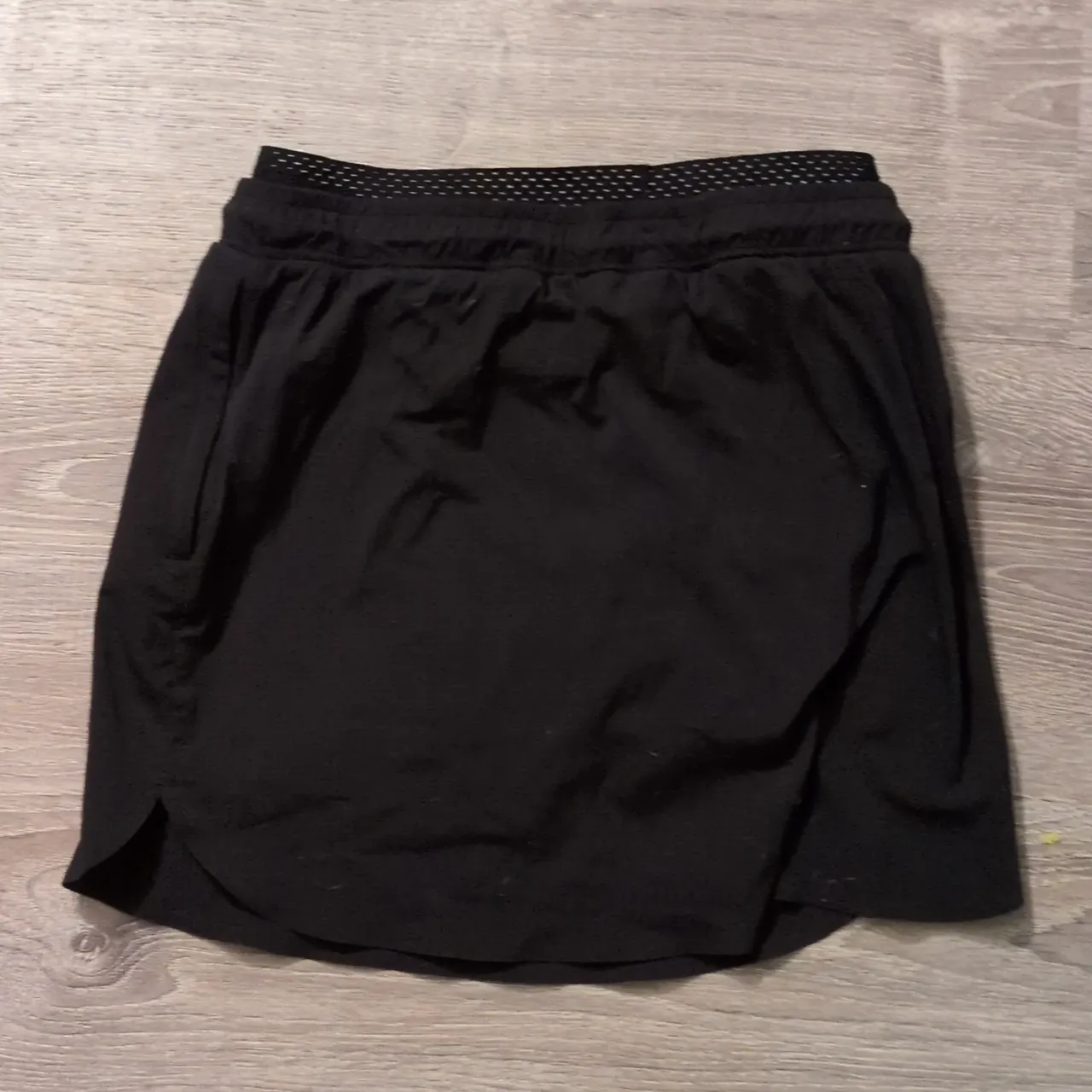 Athleta Black Crest Skort Size Small - Image 7