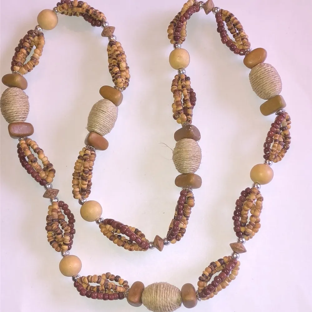 Vintage Wooden Tan Brown Beaded Boho Woven Beads Chunky Retro Necklace - Image 6