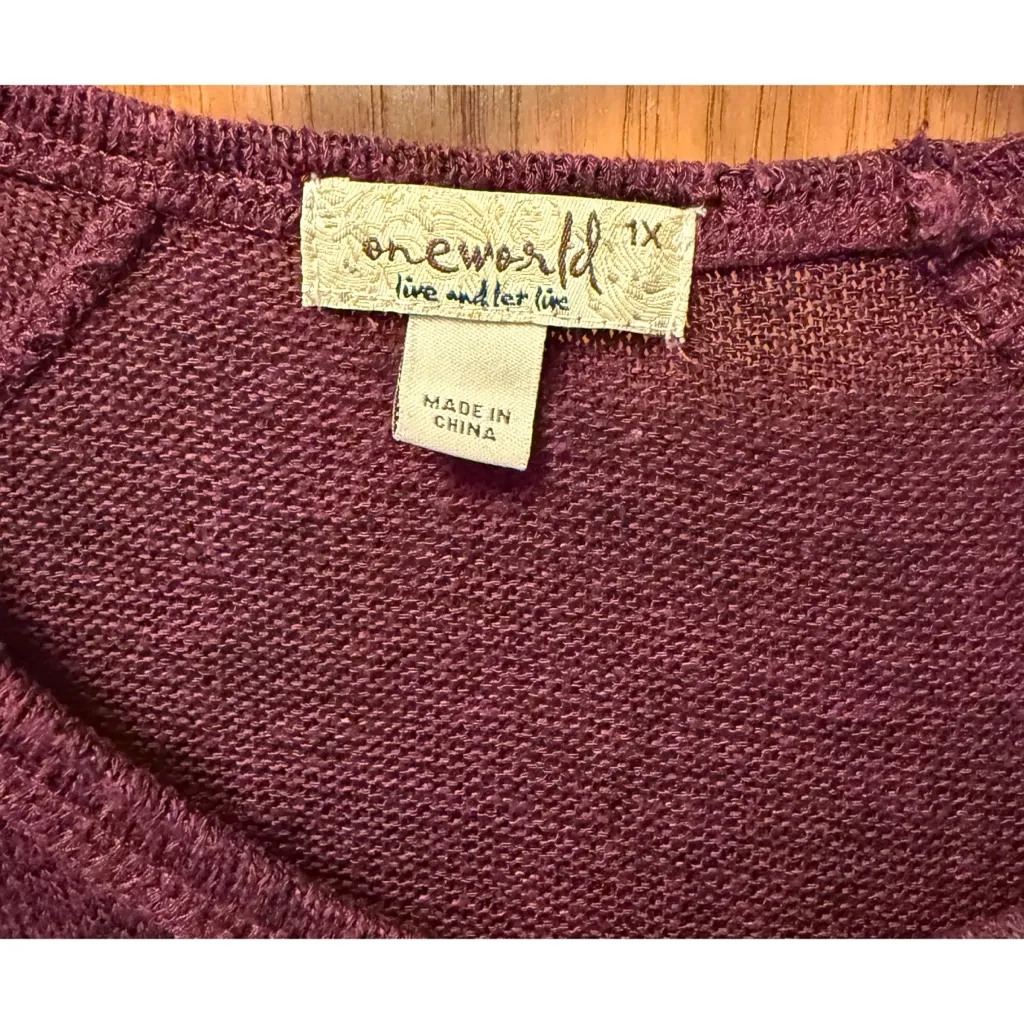 Plum Lace Sleeve Women's Top - Image 5