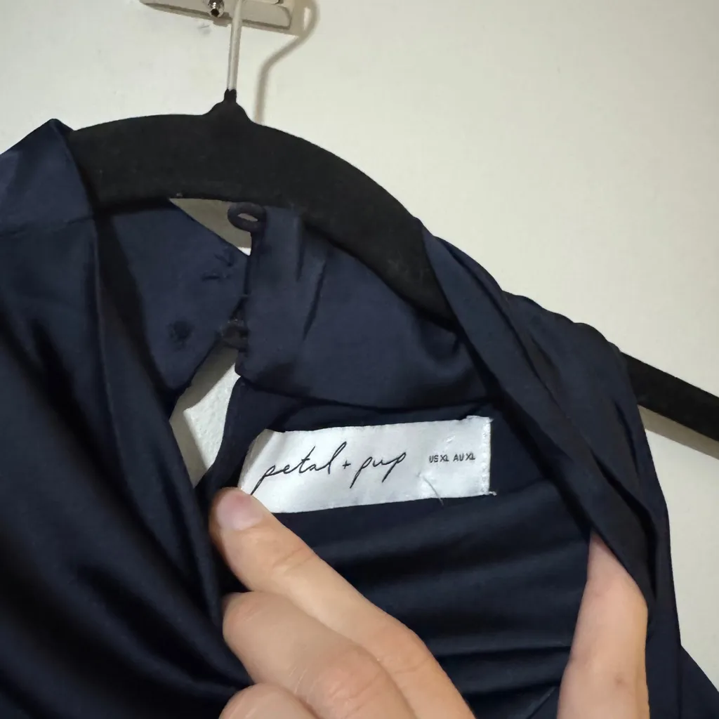 PETAL & PUP ANABELLE HALTER NECK MIDI DRESS NAVY SIZE XL - Image 7