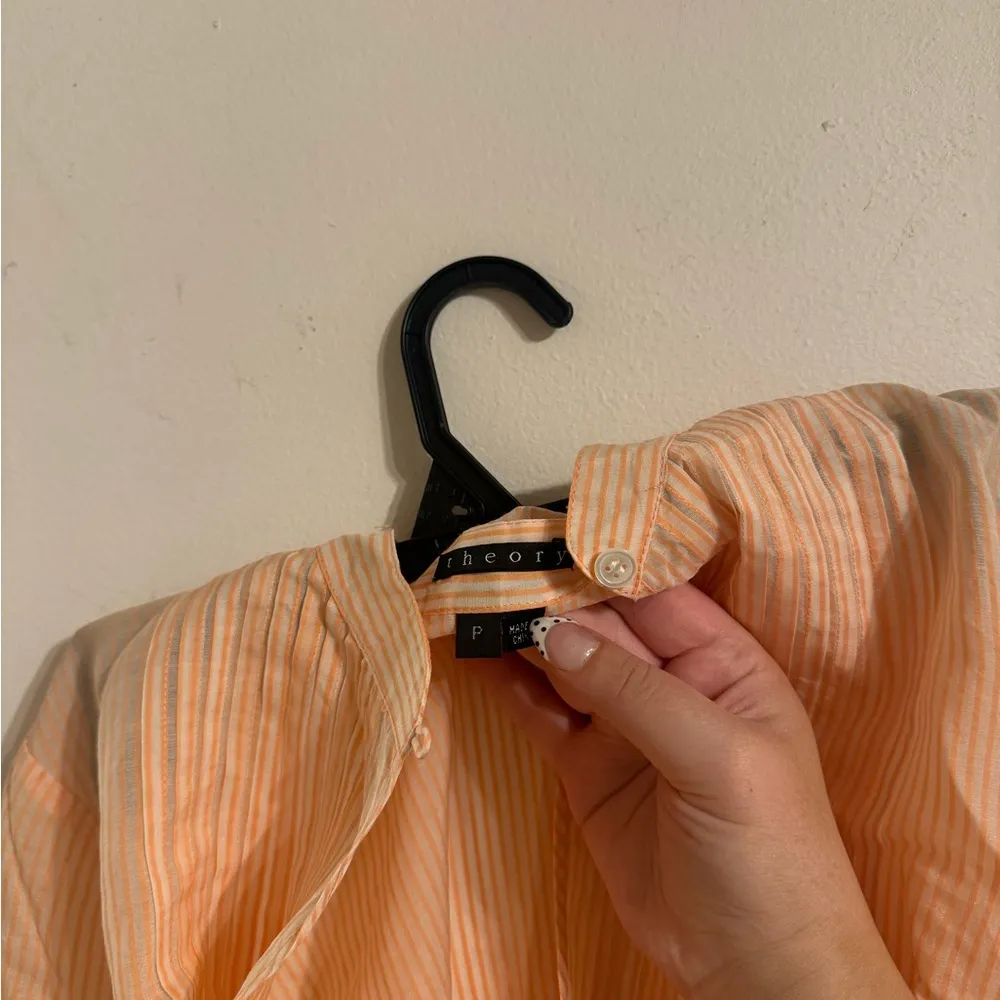 THEORY silk blend orange white striped blouse size P (small) - Image 4