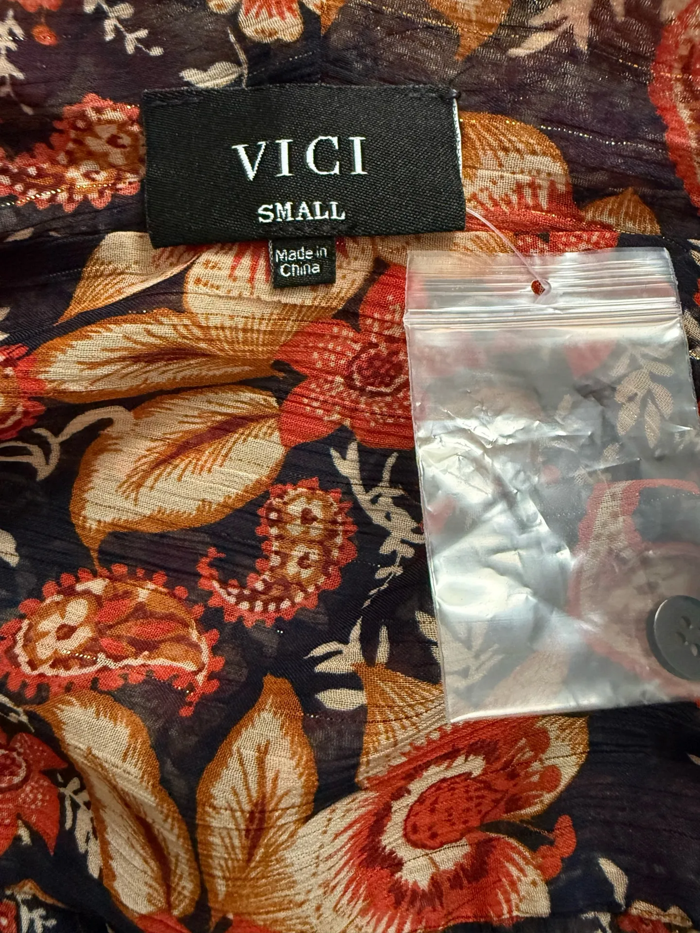 VICI  blouse - Image 5