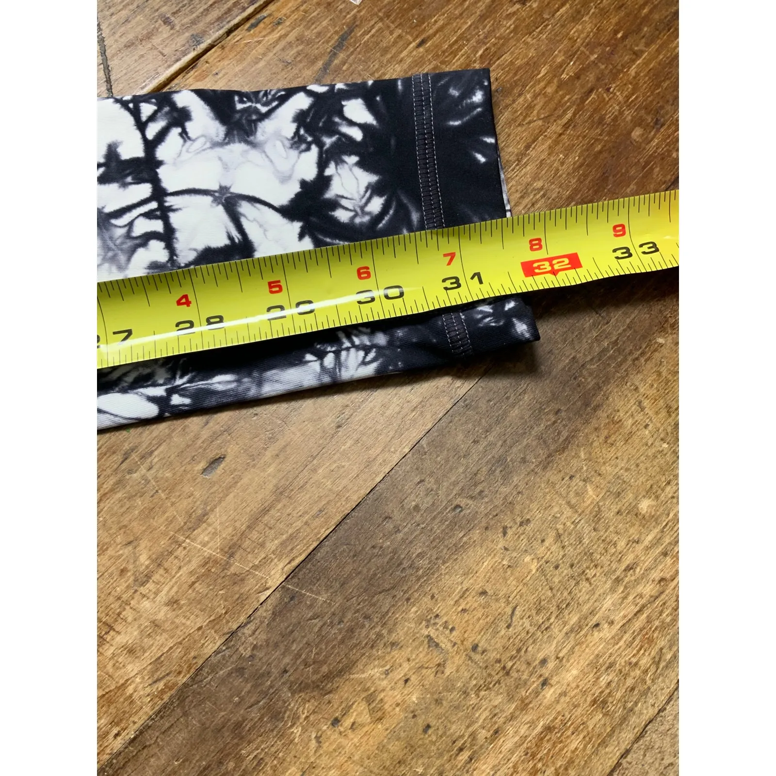 Lululemon Black and white leggings size 4‎ - Image 5