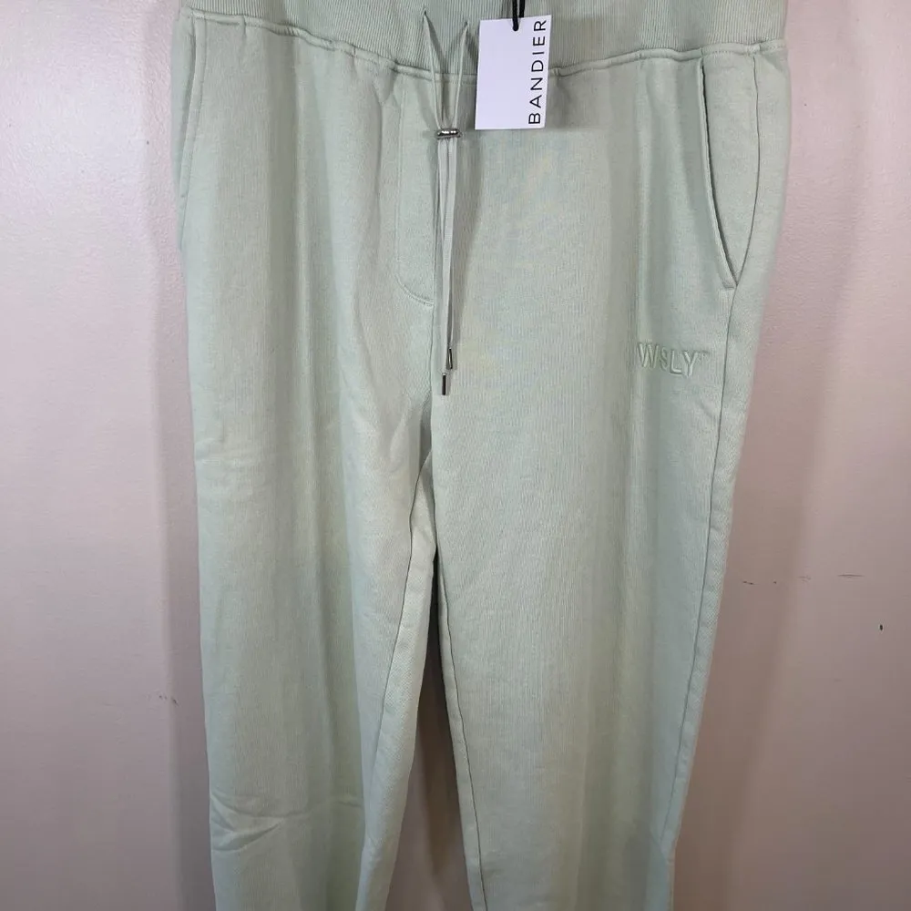 NWT Bandier Eco Fleece Split Seam Sweatpant in Willow Green - Image 5