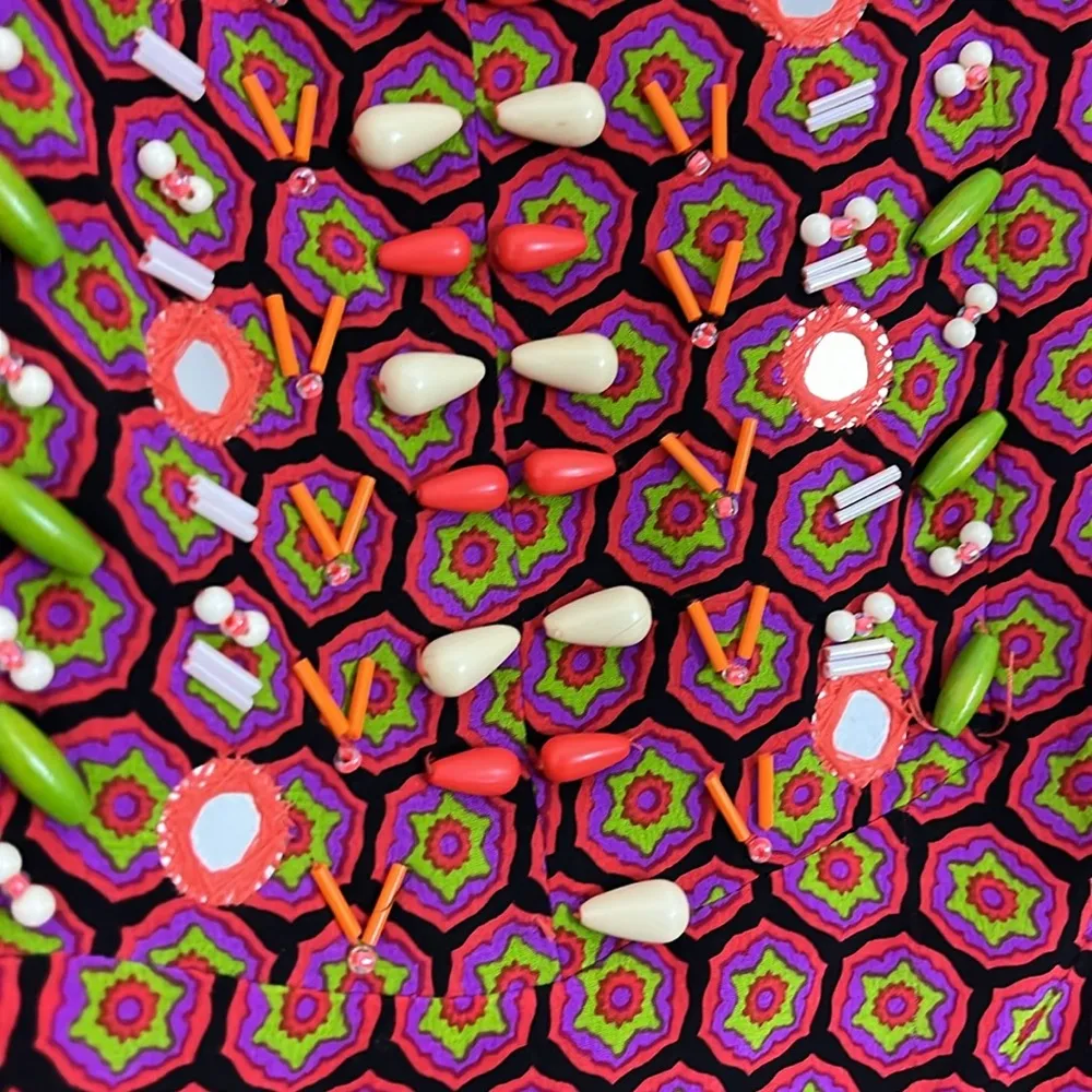 Nanette Lepore Size 10 Red, Purple Silk Beaded Keyhole Neckline Blouse Top - Image 10