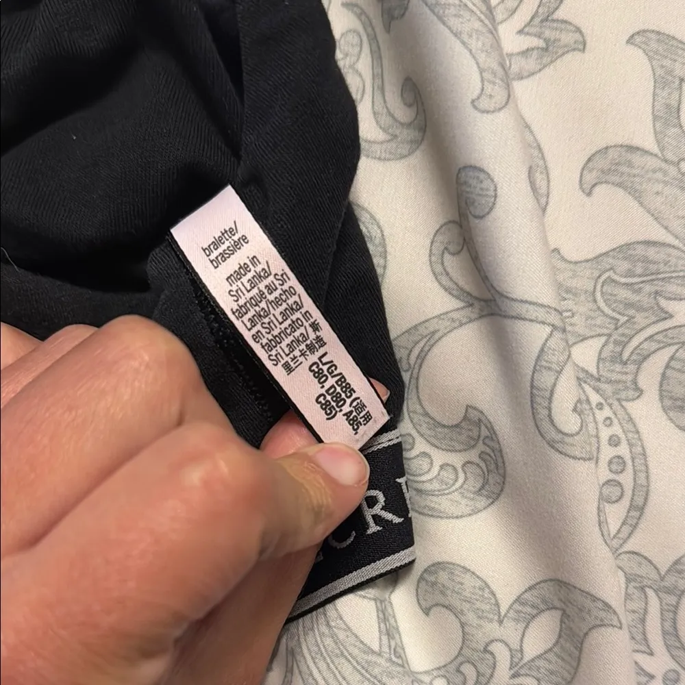 Victoria's Secret Black Plunge Bralette - Image 3