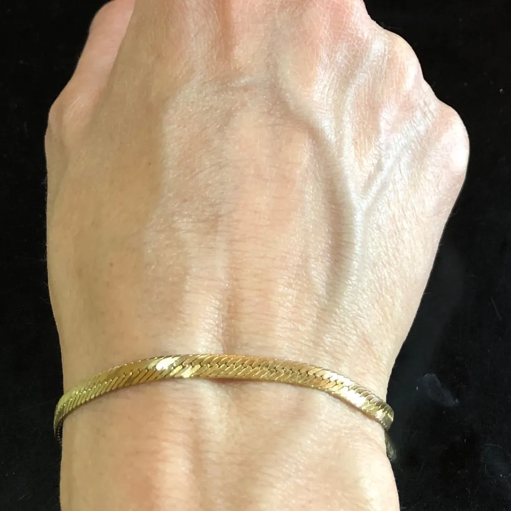 Vintage Gold Tone Herringbone Bracelet - Image 2