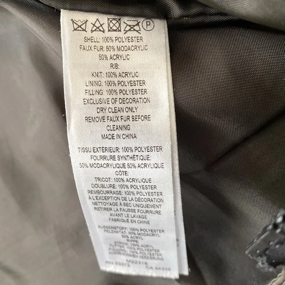 French Connection XS Winter Puffer Coat with Removable Hood Extra Small - Image 10