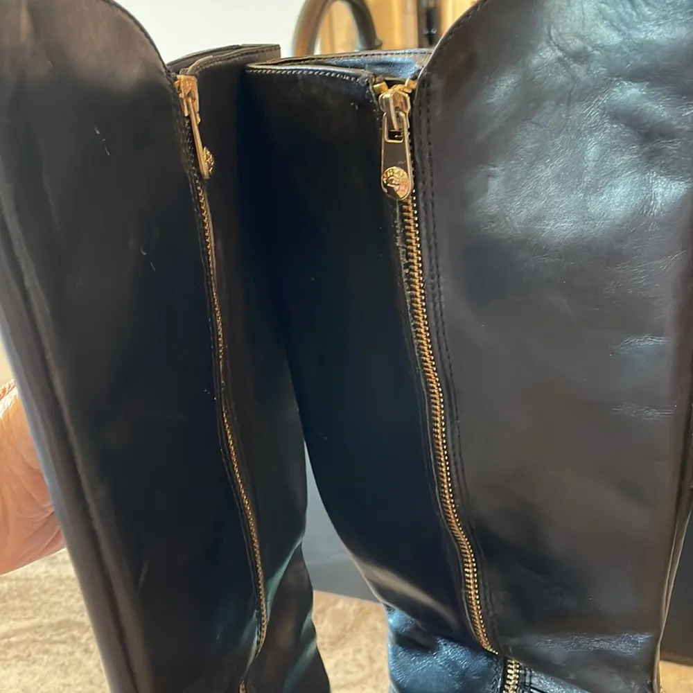 Tahari black leather “Billings” boots 👢 - Image 9