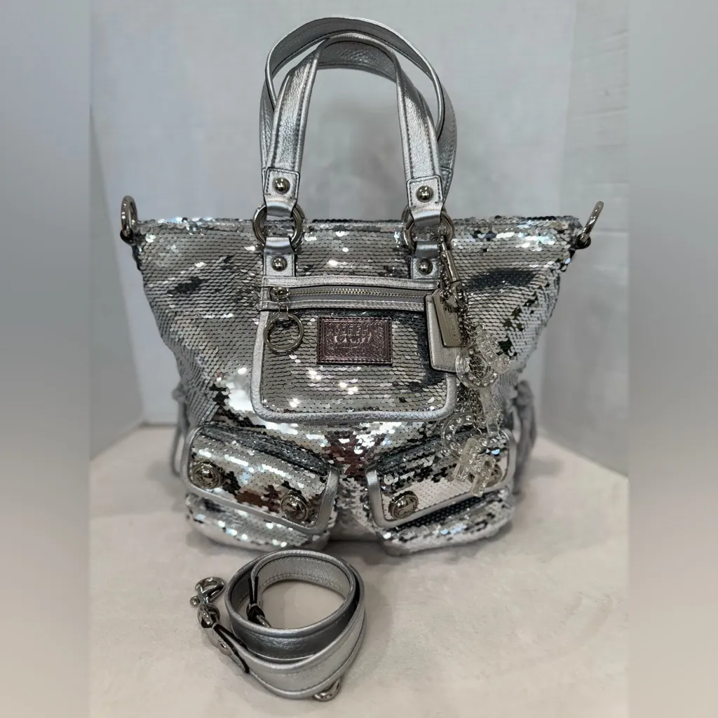 RARE Vintage New Coach Poppy Limited Edition Sequin Spotlight Silver Tote #13821 - Image 2