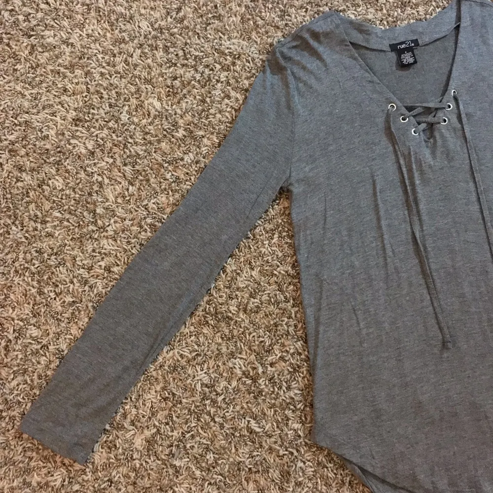 Rue 21 long sleeve top - Image 2