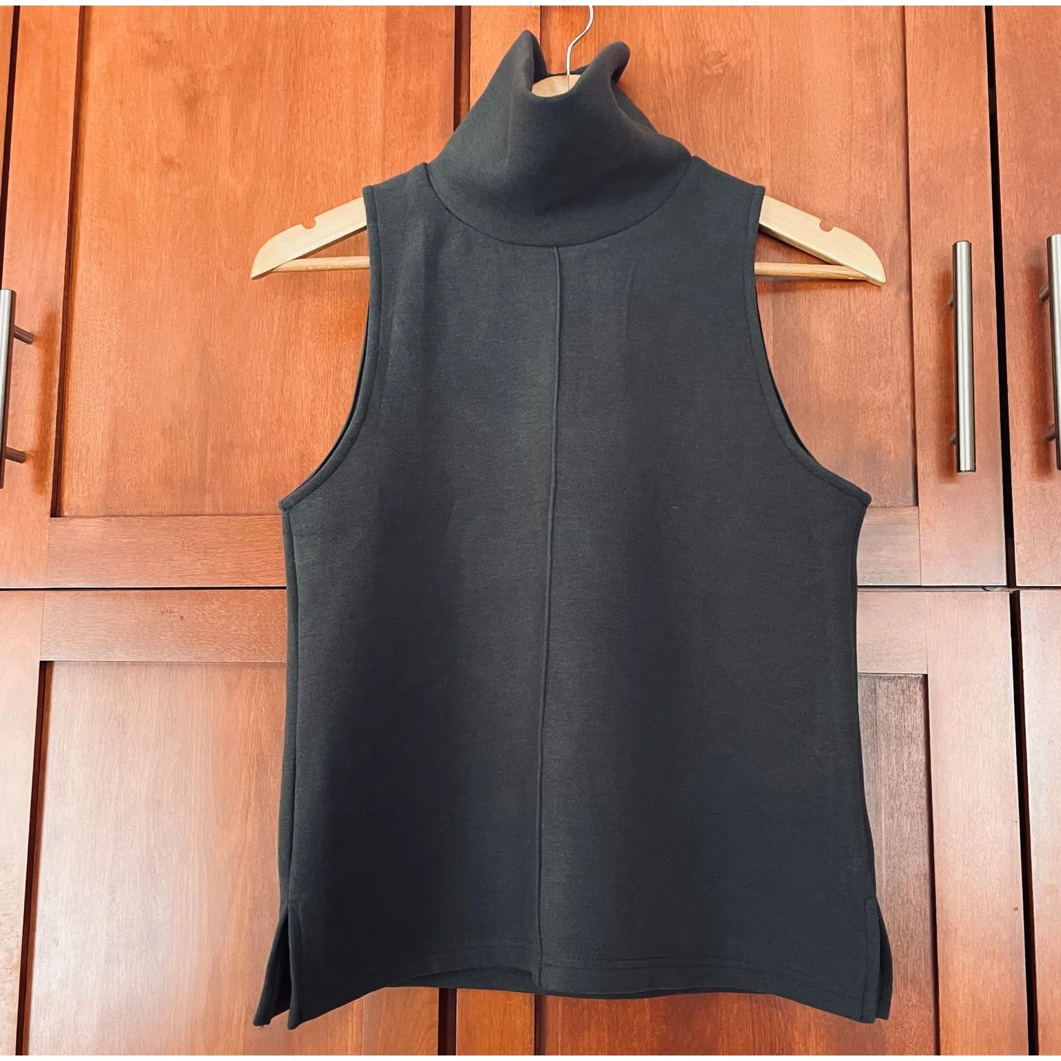 OGL Turtleneck Split Hem Top Sleeveless FuzzLuxe Deep Grey Size Small Gray - Image 2