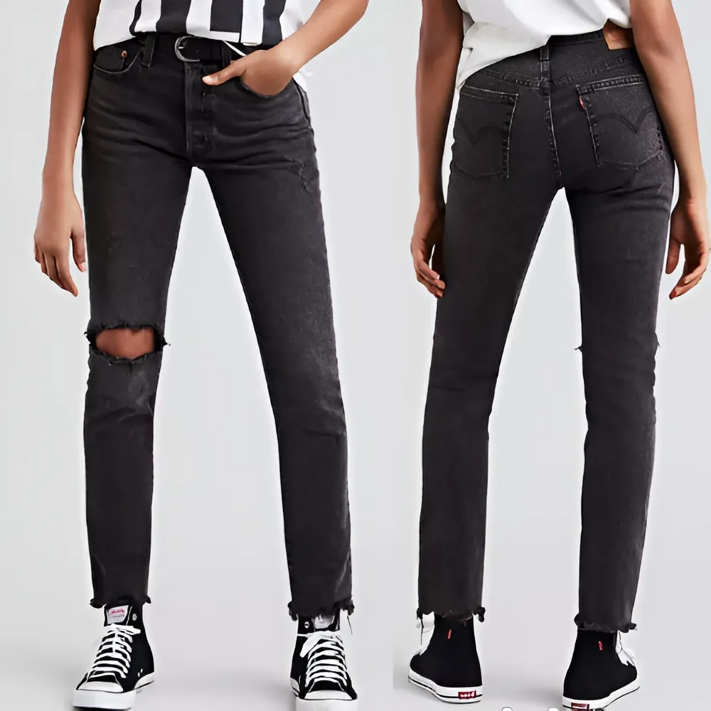 Levis 501 Womens Raw Hem Button Fly Ripped Distressed Straight Jeans Size 28‎ - Image 2