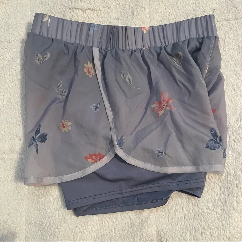 Max Studio  Peony Printed Running Shorts - Image 4