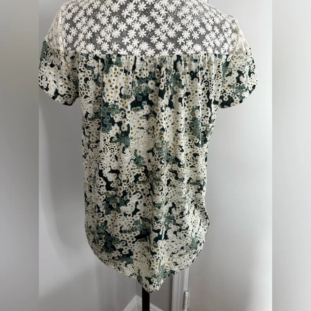 LC Lauren Conrad Top with Daisy White Lace Yoke. Mini Floral Print. Soft, Flowy. - Image 15
