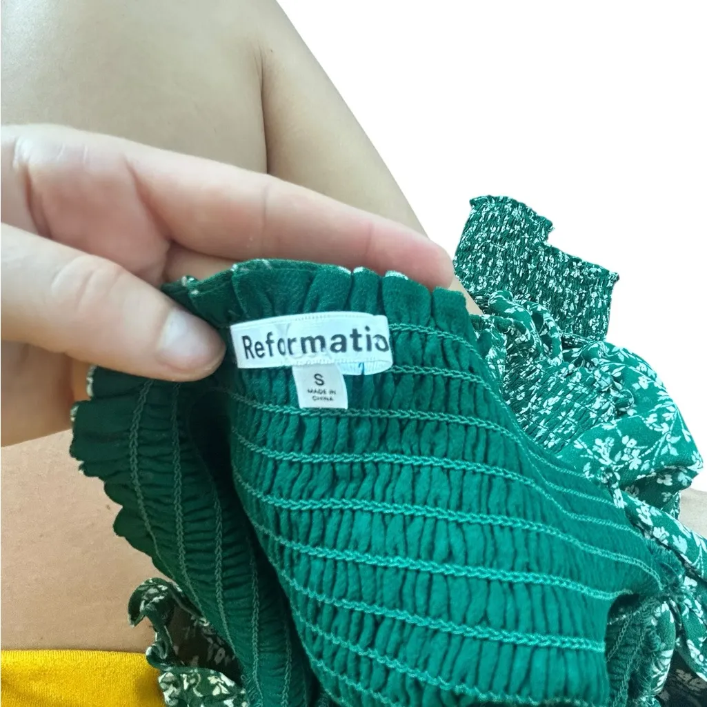 Reformation Pinto Top PARSLEY Size Small Green Floral Smocked - Image 6