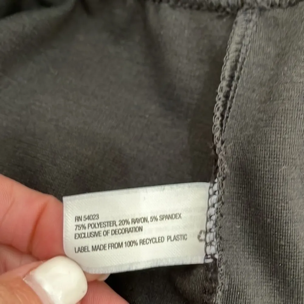 Gap Black Pleated Mini Skirt - Image 5