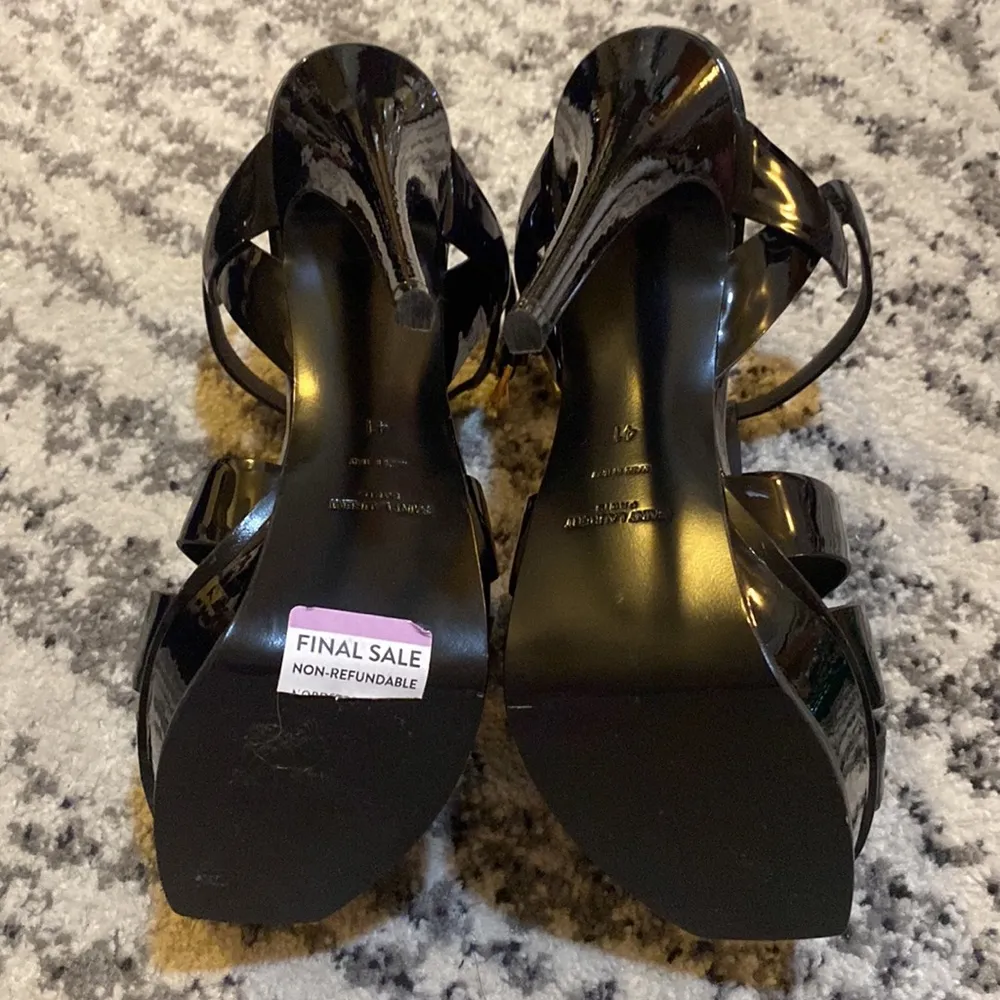 Saint Laurent TRIBUTE PLATFORM SANDALS IN PATENT LEATHER - Image 8