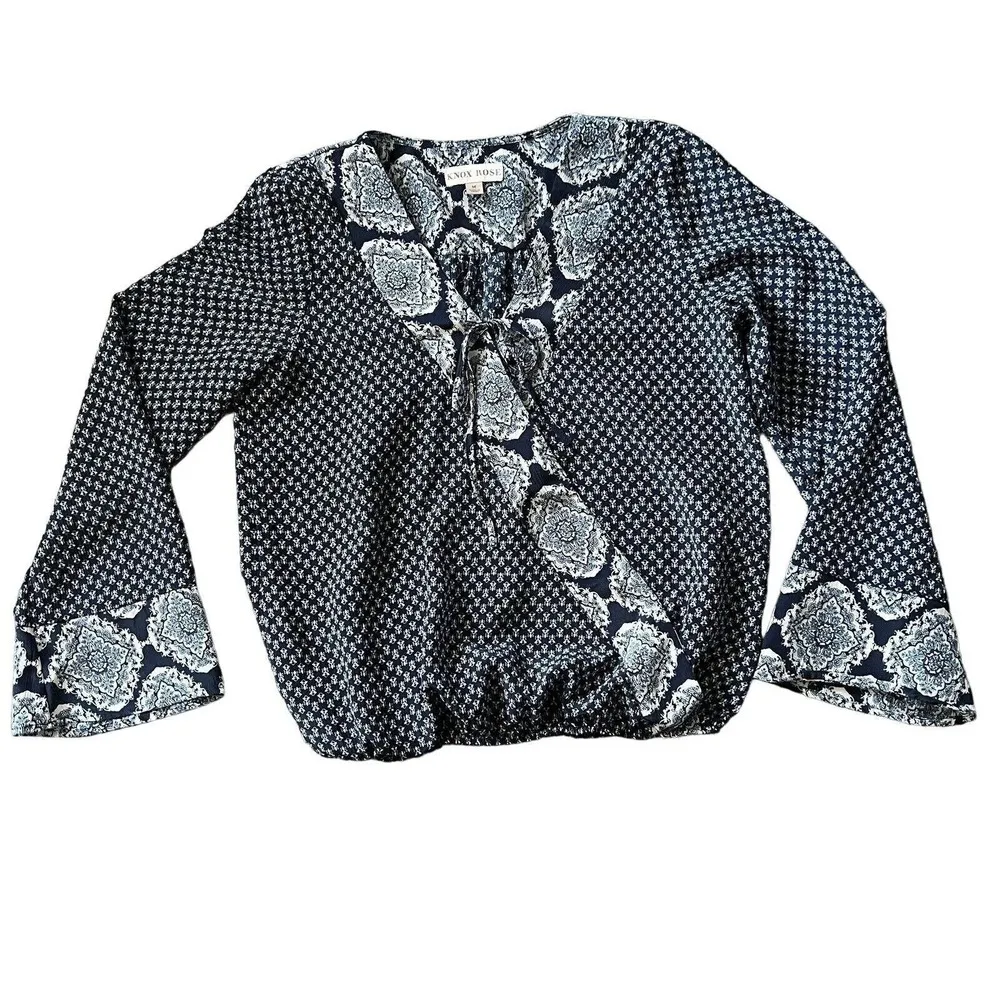 Knox Rose Shirt Womens Medium Boho Wrap Blouse Wide Bell Sleeves Blue - Image 2