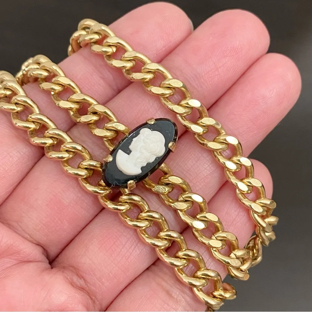 Vintage Unsigned Victorian Lady Cameo Choker Necklace - Image 14