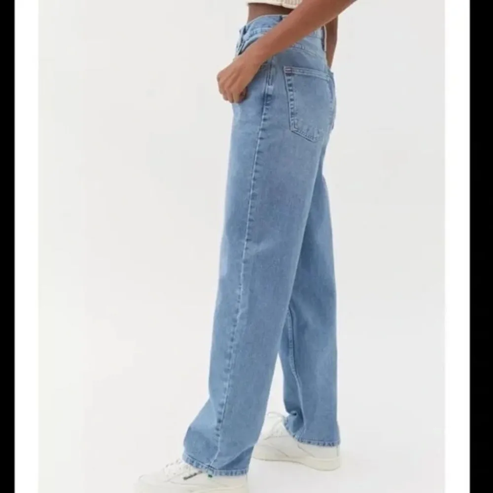 ✨HP✨BDG High Rise Baggy Jeans✨ - Image 4