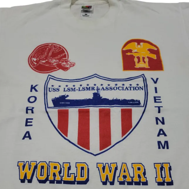 1990s Vintage  Shirt Size Large World War 2 T-Shirt Graphic Tee Unisex T-shirt - Image 3