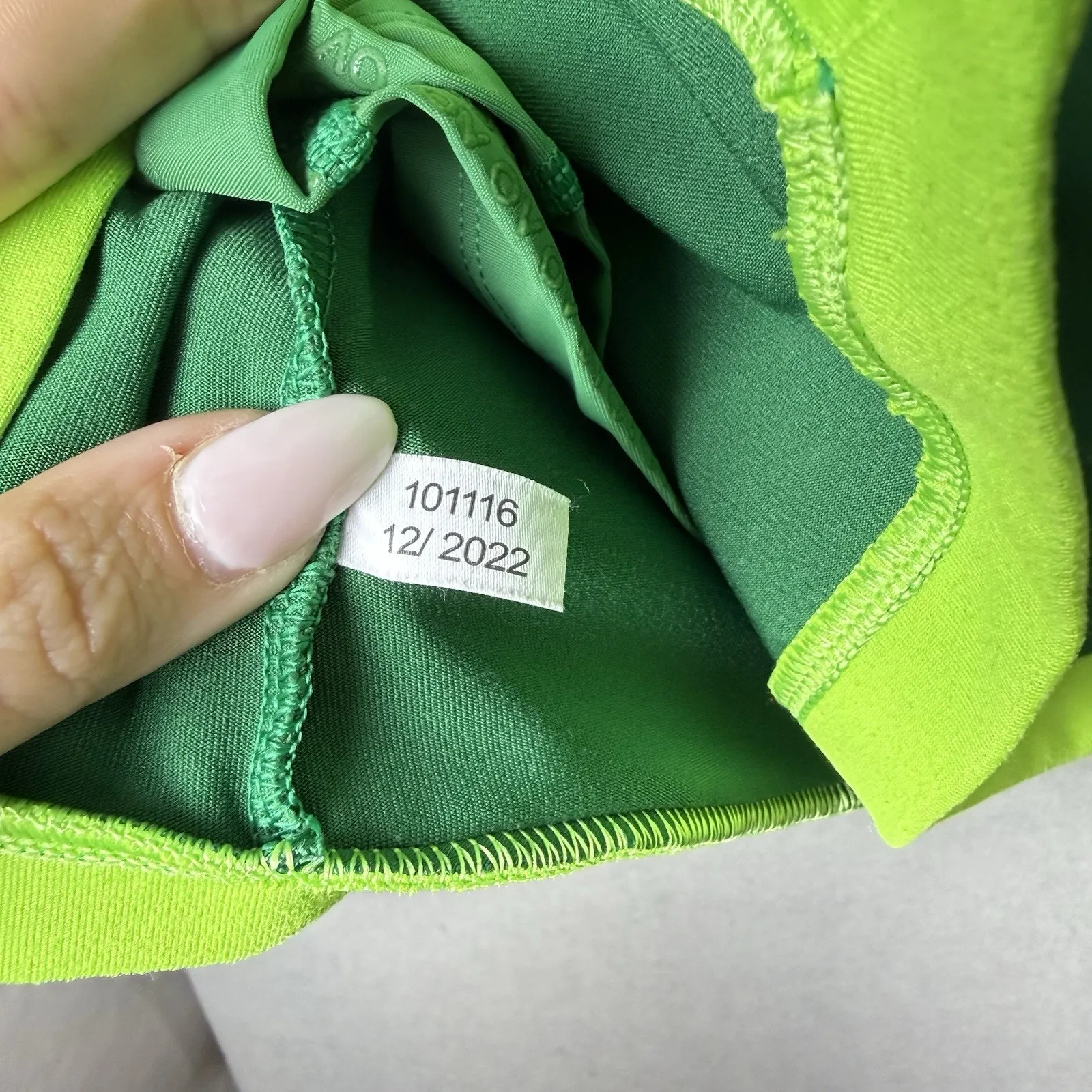 Outdoor Voices FreeForm 3" Skort Green Women's Size M RN101116 - Image 5