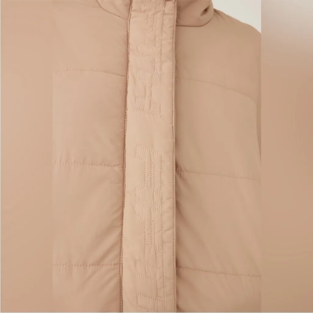 THE FIFTH LABEL Remake Cropped Boxy Puffer Coat in Beige – Size M - Image 5