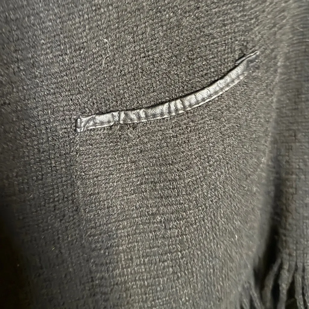 Apt. 9 Fringe Poncho Shawl with Pockets - Image 5