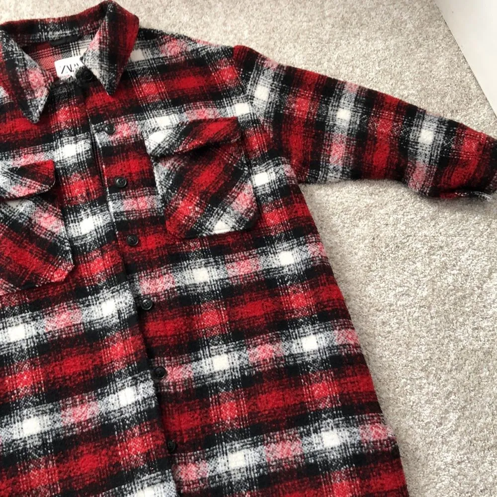 Zara flannel plaid jacket coat, size medium, big pockets - Image 4