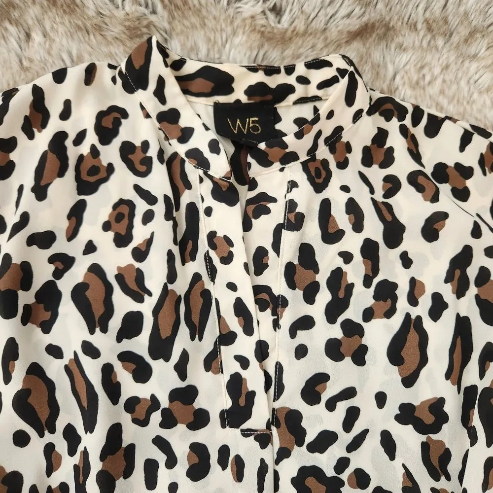W5 Leopard Print Cap‎ Sleeve Notch Neck Blouse Cream Size Medium - Image 3