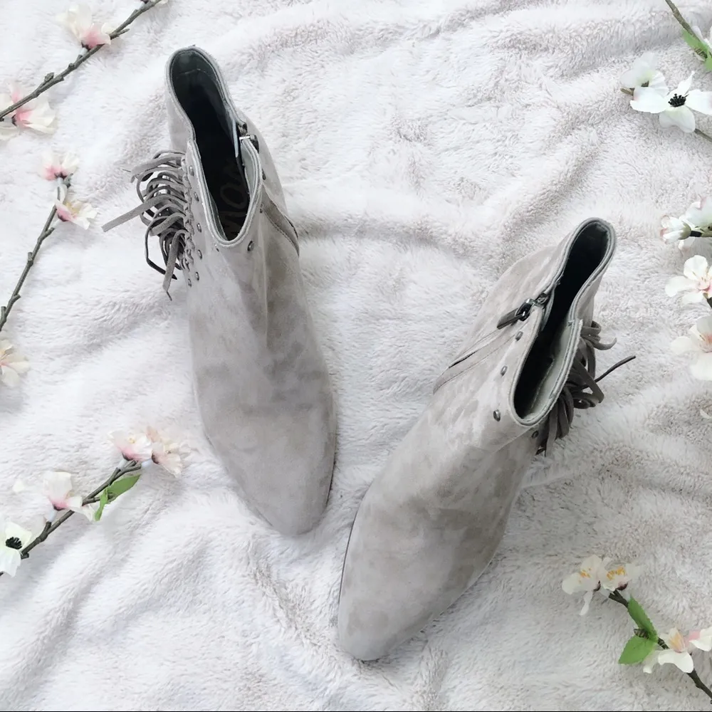 NWOT Rudie Studded Fringe Booties 7 - Image 4