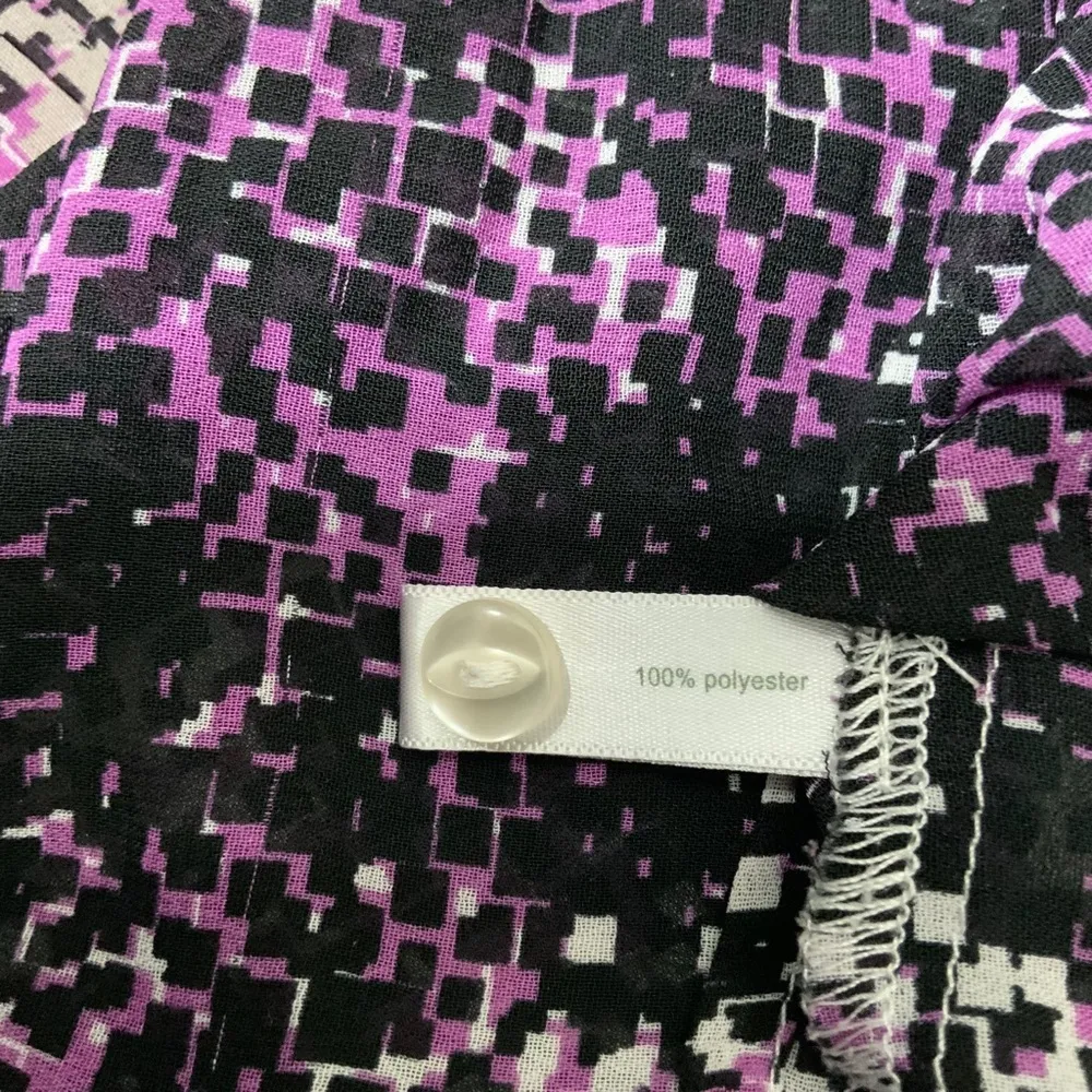 Fashion Bug Blouse V Neck Button Up Collar Accordion Fabric Cheetah Purple XL - Image 8