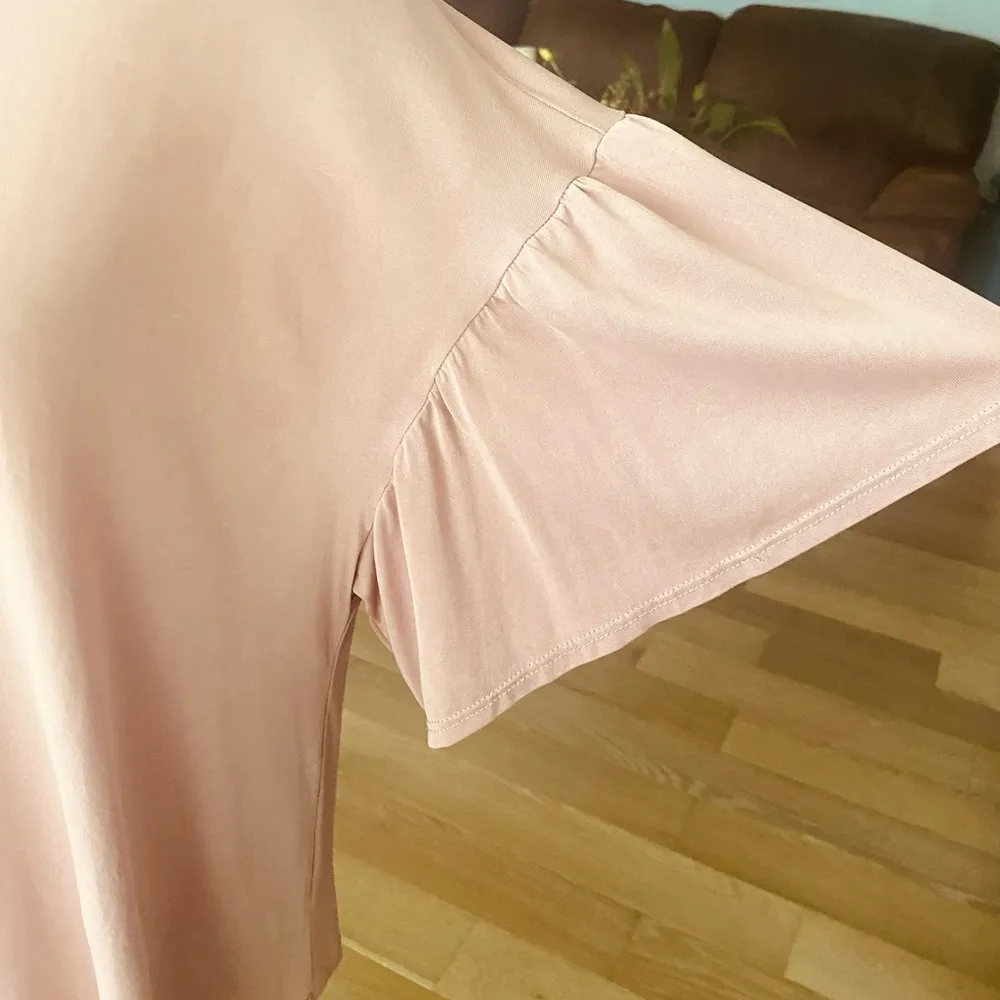 Chris & Carol  Pink Oversized Bell Sleeved Top - Image 3