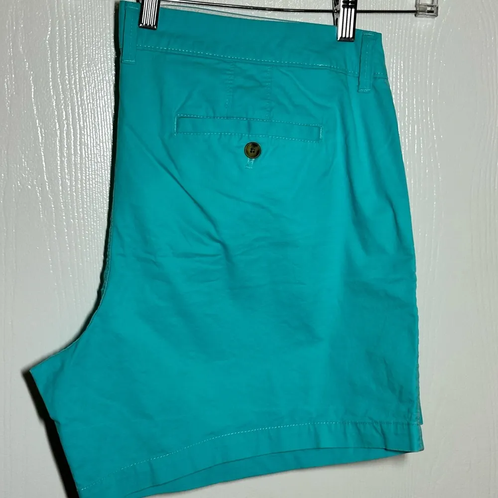 Old Navy Teal Chino Shorts - Image 6