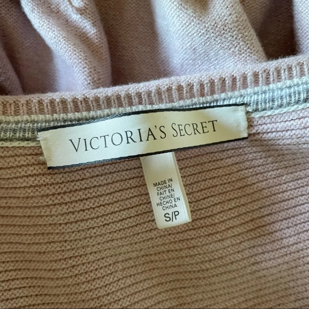 Victoria’s Secret Cashmere Crewneck Relaxed Fit Sweater Size Small - Image 5