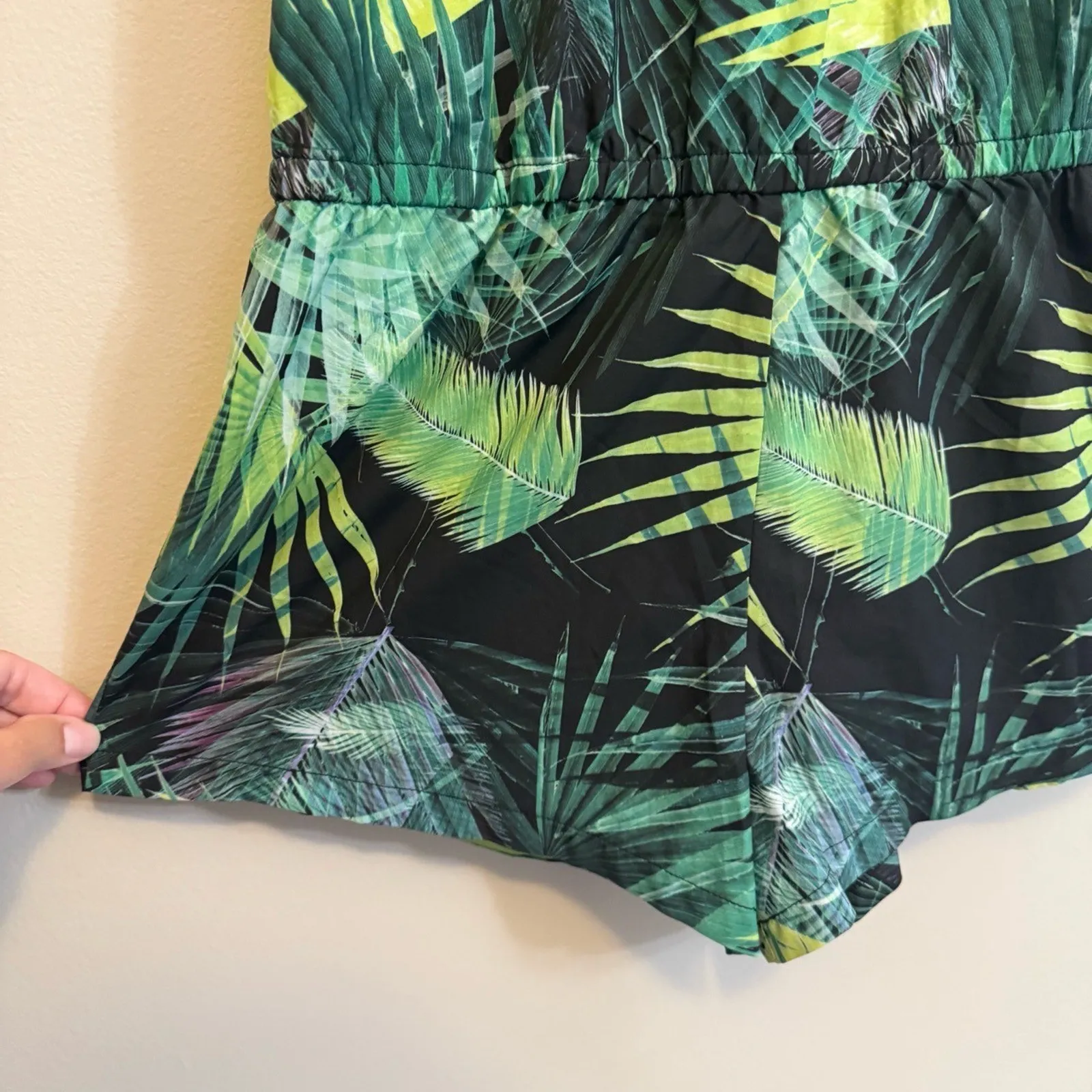 Fabletics  Dash Romper Green Medium - Image 4