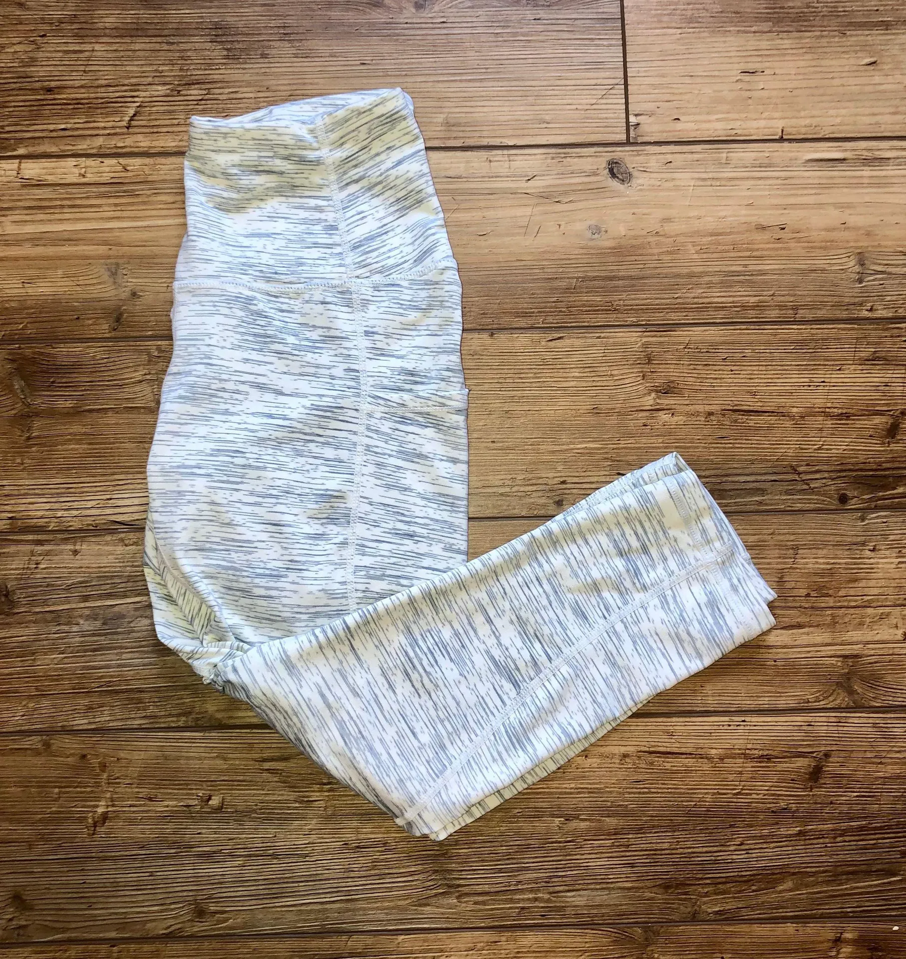 Mid-Rise White Cropped Heather Leggings S - Image 6