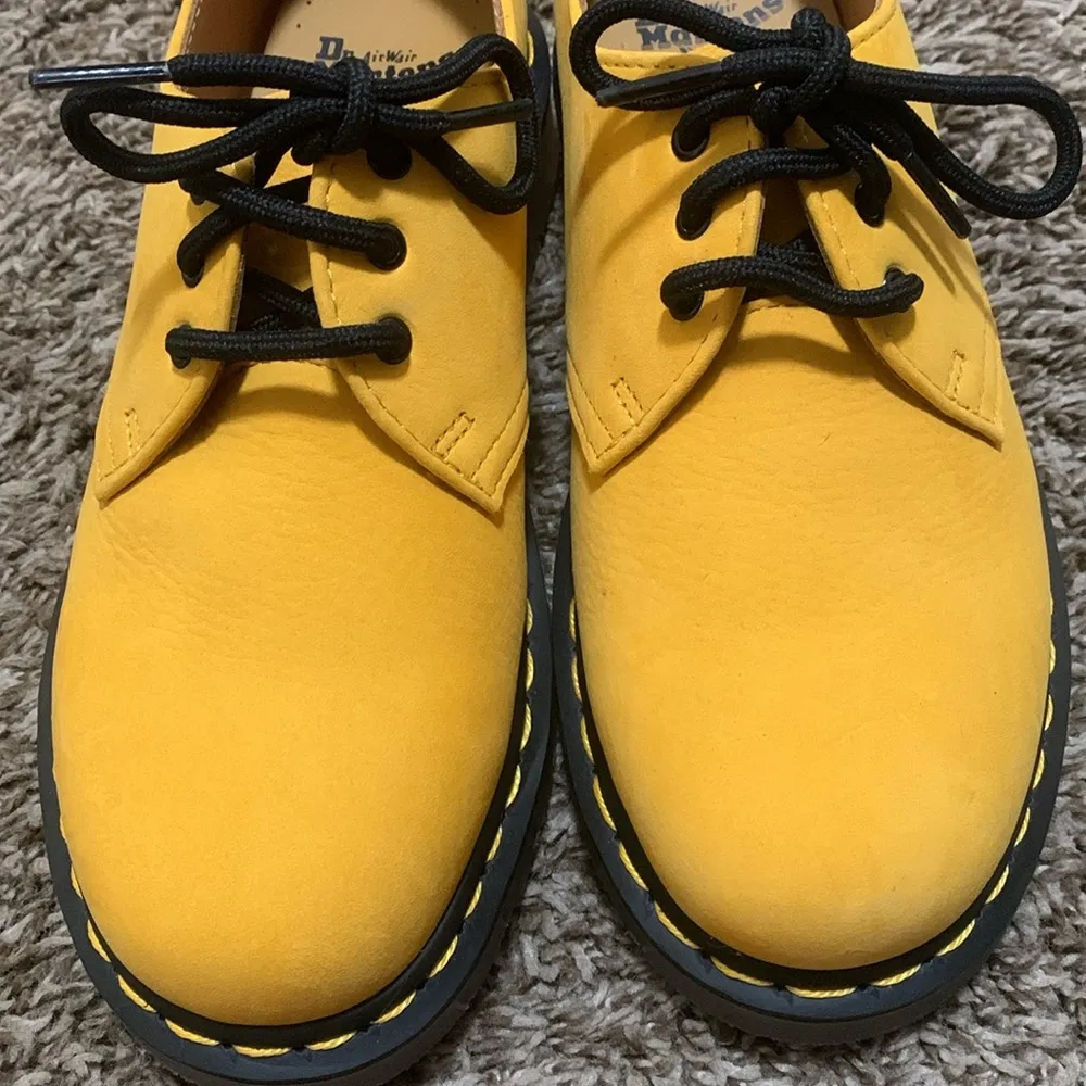 Dr. Martens NWOT 1461 Iced II Buttersoft Leather Oxford Shoe woman size 6 - Image 3