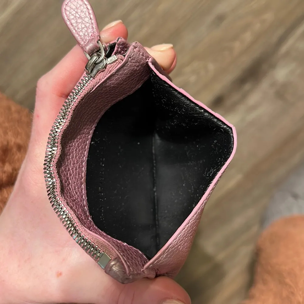 Balenciaga logo pink metallic zip card case minor flaw like rubbing pictured - Image 4