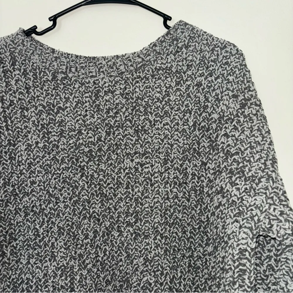 American Eagle Outfitters Gray Crew Neck Sweater - Image 2