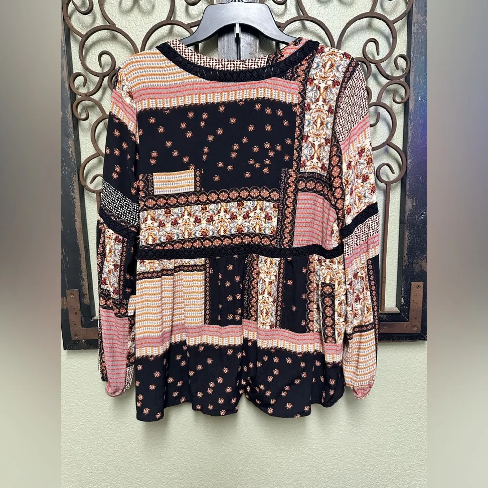 vneck long sleeve patchwork blouse - Image 2