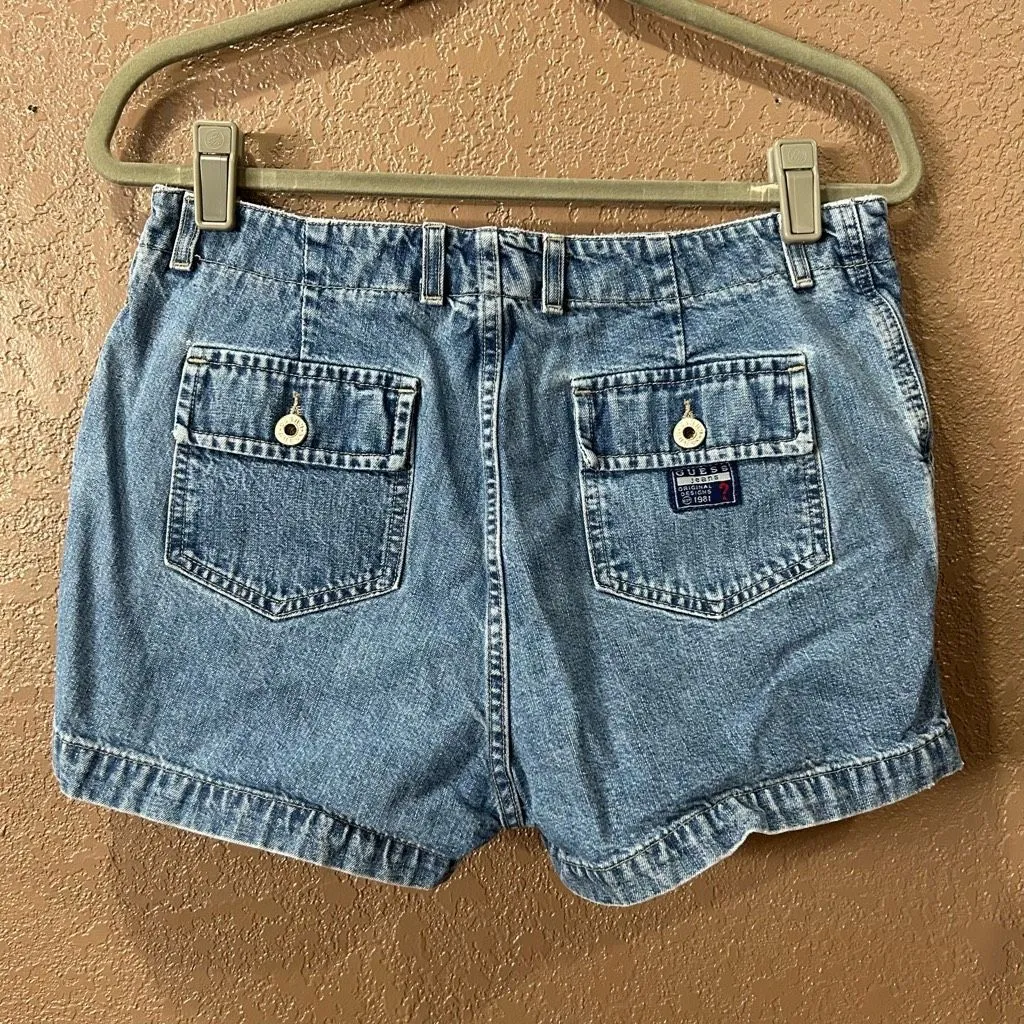 Vintage Guess Women’s 31 Jean Shorts - Image 2