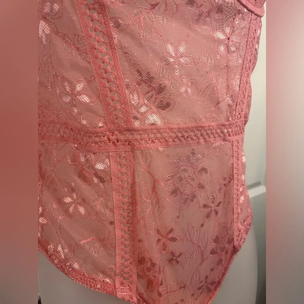 Carrie Amber Intimates Lingerie Bodysuit Pink Floral Lace Cut Outs Size Medium - Image 8