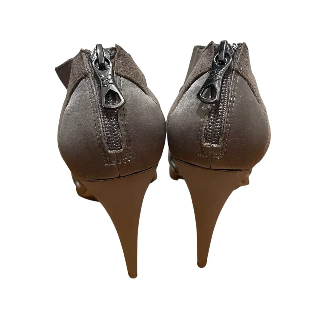 BCBGMAXAZRIA Rosalind Strappy Platform High Heel Sandals Mushroom Women 10M - Image 9