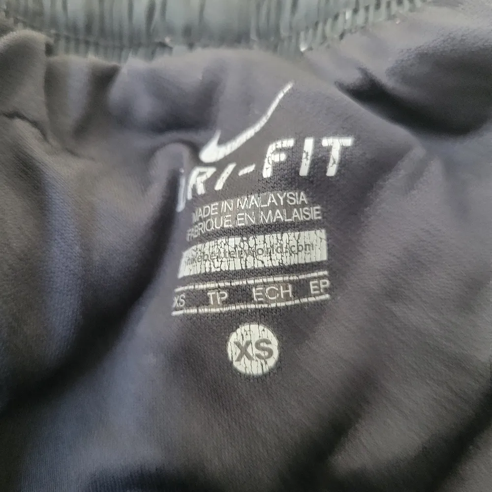 Nike Tempo. Women's Brief-Lined Running Shorts. size xs - Image 4